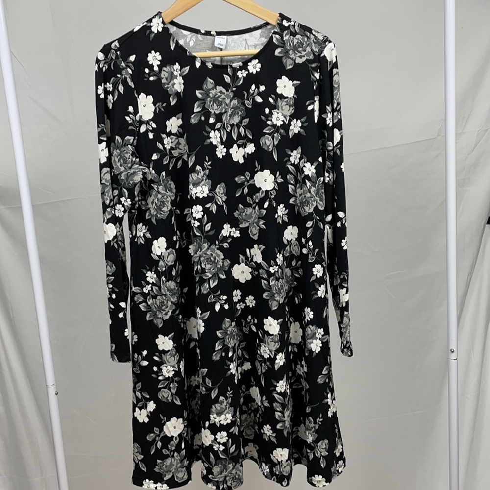 New long sleeve jersey swing dress, black floral